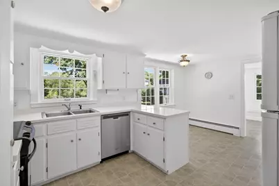 56 Field St, Falmouth, MA 02540 - Photo 5