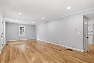 208 N Elm St, Northampton, MA 01060 - Photo 23