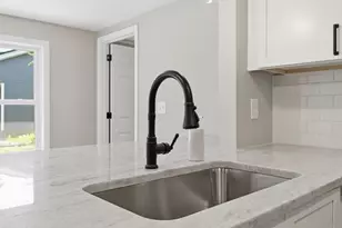 208 N Elm St, Northampton, MA 01060 - Photo 13