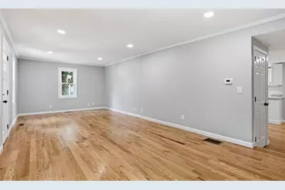 208 N Elm St, Northampton, MA 01060 - Photo 21