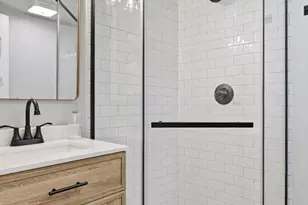 208 N Elm St, Northampton, MA 01060 - Photo 5
