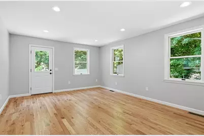 208 N Elm St, Northampton, MA 01060 - Photo 15