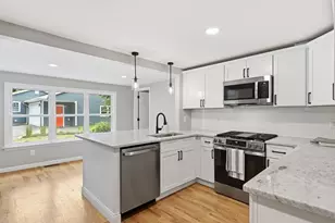 208 N Elm St, Northampton, MA 01060 - Photo 5