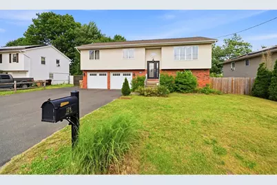 128 Swan Ave, Ludlow, MA 01056 - Photo 3