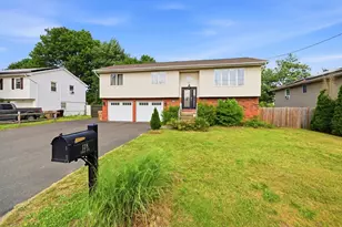 128 Swan Ave, Ludlow, MA 01056 - Photo 3