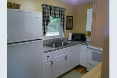 20 Forest St, Oxford, MA 01540 - Photo 7
