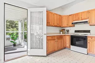 42 Crystal Water, East Bridgewater, MA 02333 - Photo 11
