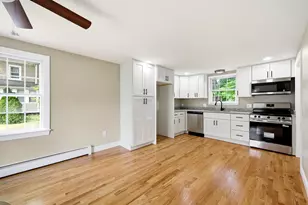 43 Elm St, East Longmeadow, MA 01028 - Photo 15