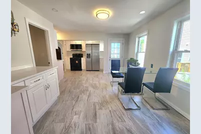 52 Harrison St, Worcester, MA 01604 - Photo 11