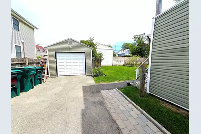 9 Ainsworth Place, Lynn, MA 01905 - Photo 11
