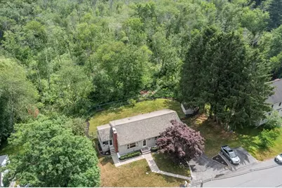 414 Grove St, Reading, MA 01867 - Photo 7