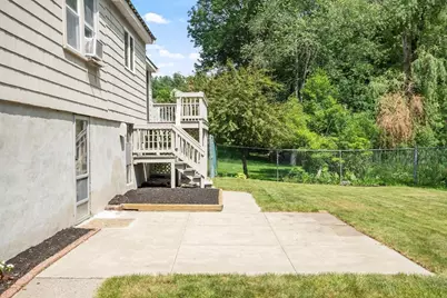 414 Grove St, Reading, MA 01867 - Photo 9
