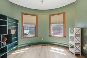 7 Wyman St, Arlington, MA 02474 - Photo 5