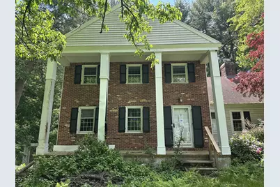 8 Pennock Rd, Chelmsford, MA 01824 - Photo 1