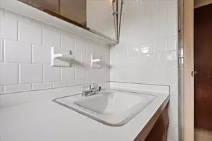 177 Orient St, Worcester, MA 01604 - Photo 27