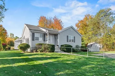 42 Crystal Water #42, East Bridgewater, MA 02333 - Photo 3