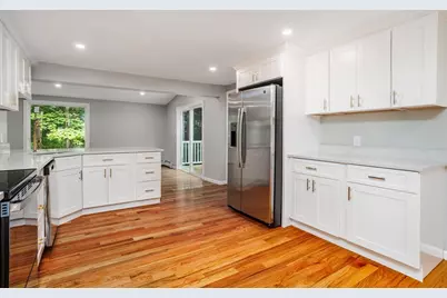 22 Albert Dr, Templeton, MA 01468 - Photo 9