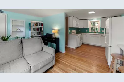 31 Acorn St, Middleborough, MA 02346 - Photo 7