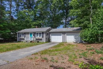 31 Acorn St, Middleborough, MA 02346 - Photo 3