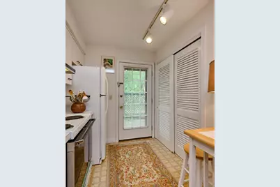 57 Amity Pl #57, Amherst, MA 01002 - Photo 11