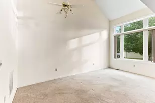 75 Willow Pond Dr, Rockland, MA 02370 - Photo 9