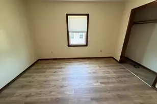 319 Main St, Springfield, MA 01151 - Photo 3