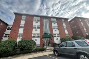 11 Commonwealth Ct, Boston, MA 02135 - Photo 3