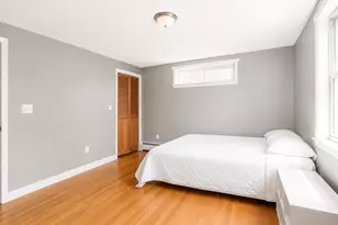 11 Commonwealth Ct, Boston, MA 02135 - Photo 11