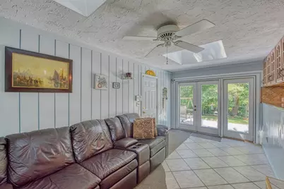 21 Tosca Drive, Brockton, MA 02301 - Photo 13