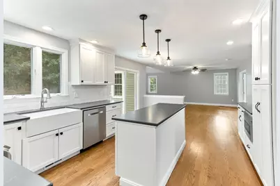 15 Freedom Trail, Mansfield, MA 02048 - Photo 11