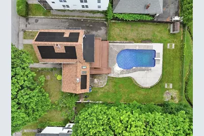 11 Glover St, Southbridge, MA 01550 - Photo 3