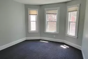 164 Riverside St, Lowell, MA 01854 - Photo 11