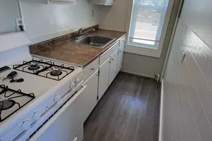 164 Riverside St, Lowell, MA 01854 - Photo 3