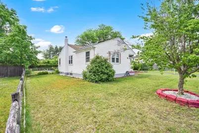 135 Bulat Dr, Springfield, MA 01129 - Photo 25
