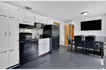 135 Bulat Dr, Springfield, MA 01129 - Photo 9