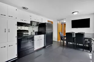 135 Bulat Dr, Springfield, MA 01129 - Photo 9