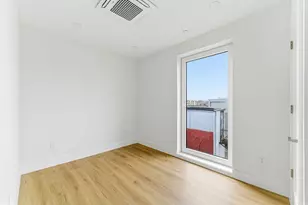 1035 Commonwealth Ave, Boston, MA 02215 - Photo 5