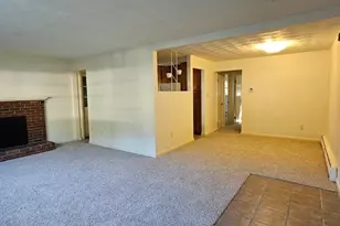22 Pondview Cir, Brockton, MA 02301 - Photo 5