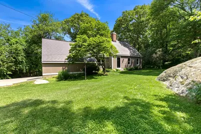 32 School St, Newbury, MA 01922 - Photo 3