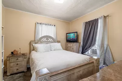 968 River St, Boston, MA 02136 - Photo 9