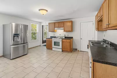 1391-1391 Worcester St #1st Fl, Springfield, MA 01105 - Photo 7