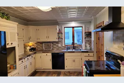 50 Grove St N, Barre, MA 01005 - Photo 9