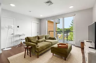 68 Los Angeles, Newton, MA 02458 - Photo 7
