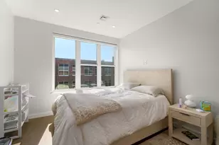 68 Los Angeles, Newton, MA 02458 - Photo 9