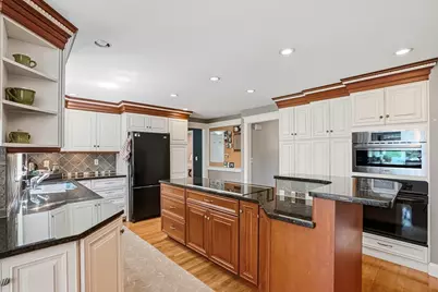 5 Diane Dr, Medway, MA 02053 - Photo 7
