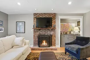 5 Diane Dr, Medway, MA 02053 - Photo 9