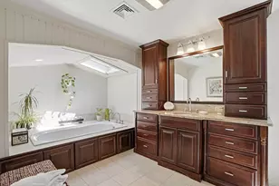 5 Diane Dr, Medway, MA 02053 - Photo 21