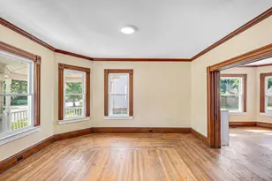 130 Berkshire St, Springfield, MA 01151 - Photo 9