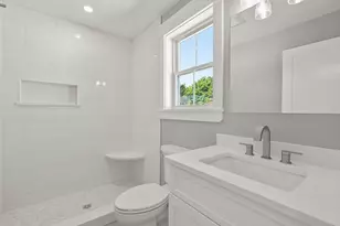 40 Lyons St, Quincy, MA 02169 - Photo 23