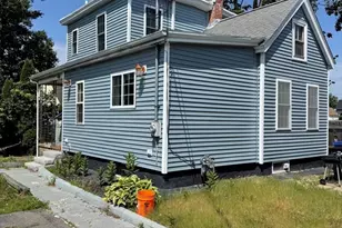 396R Washington St, Taunton, MA 02780 - Photo 13